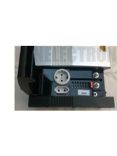 szinusz inverter 2000W